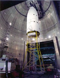 Rocket stages, space capsules and landing vehicles easily fit into NASA's 37-metre-high, 30-metre-diameter Space Power Facility. © NASA (Click to view larger version...)