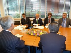 The 56th IAEA General Conference provided the Director-General of the ITER Organization, Osamu Motojima, with an opportunity to discuss with IAEA Director General Amano (centre) and to meet with several delegations present in Vienna. (Click to view larger version...)