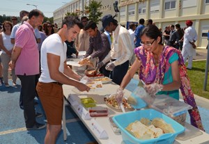 On the occasion of ''Namaste India Day,'' ITER staff from India served around 500 of their peers from all over the world a tasty sample of traditional Indian cuisine. (Click to view larger version...)