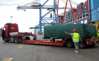 The crates containing the first batch of ITER goods delivered by ITER China to the European Domestic Agency were unloaded in the early hours of 3 June at Fos-sur-Mer, near Marseille ... (Click to view larger version...)