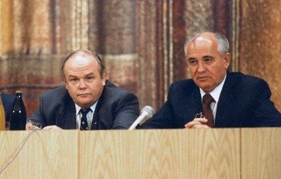Evgeny Velikhov, head of the Soviet fusion research program and Secretary General Mikhail Gorbachev had met as university students, one in law, the other in physics. Photo: Kurchatov Archives (Click to view larger version...)