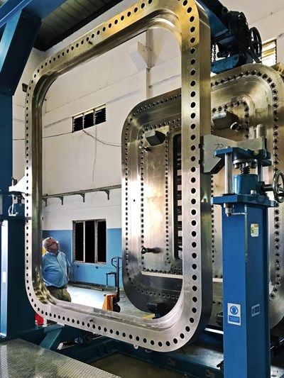 The large seal test rig—4.8m (L) x 3.3m (W) x 4.8m (H)—is ready for factory acceptance testing at Vacuum Techniques in Bangalore, India. (Click to view larger version...)