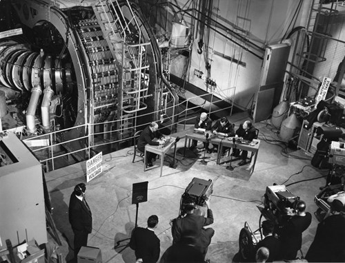 Although Zeta's experiments were covered in secrecy, the news that neutron production had been observed—likely from fusion reactions—was too good to be contained. On 24 January 1958, a press conference was organized in Zeta's main hall. Four hundred media representatives attended. (Click to view larger version...)