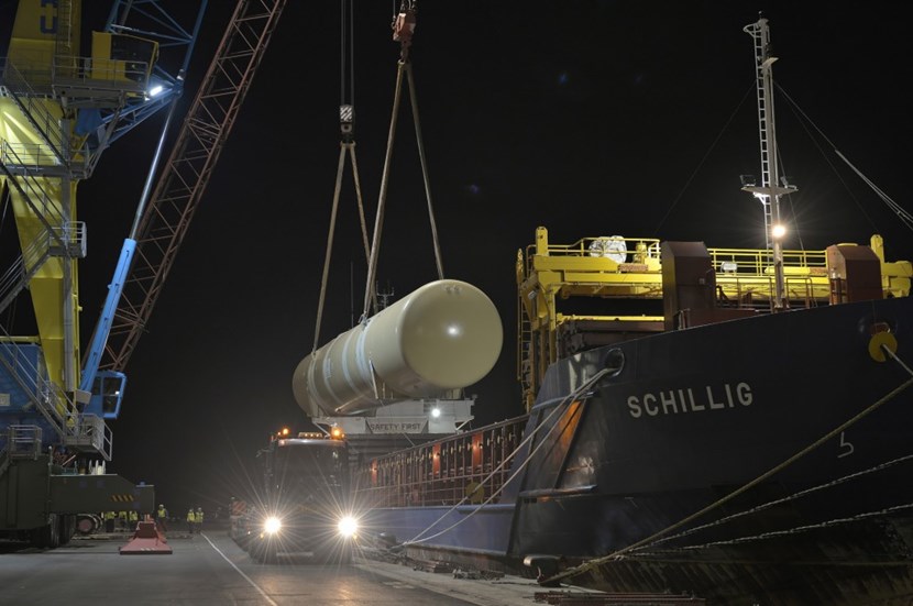 Unloading operations began on 7 November at Fos. The twin tanks have been moved to temporary storage until their three-night journey to the ITER site (the convoy is expected in the early hours of Monday 24 November). © Emmanuel Bonici (Click to view larger version...)