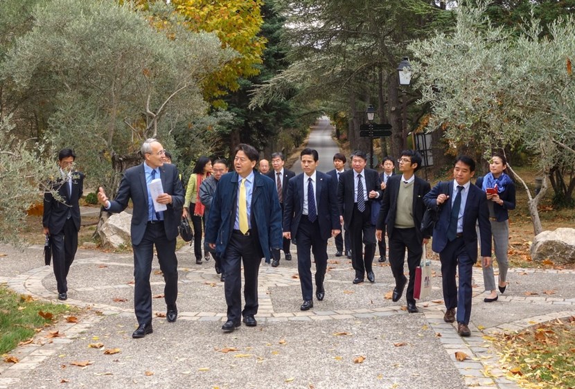 The status of Japan's contributions formed a focal point for interactions between the Minister and the ITER Director-General, seen here walking in the park of the neighbouring Château de Cadarache. (Click to view larger version...)