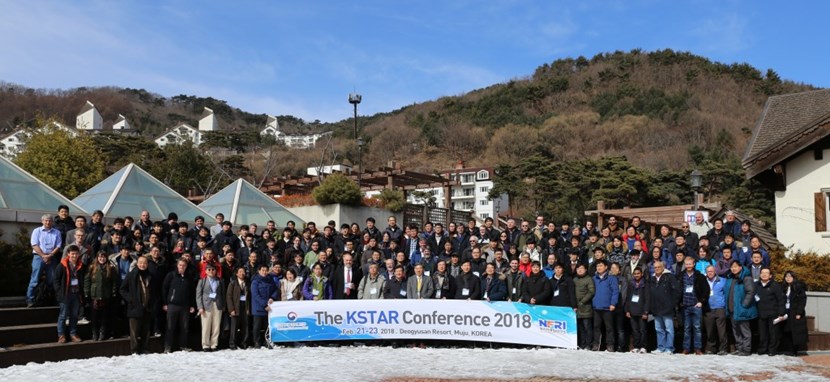 Participants to the KSTAR conference—an annual international meeting for fusion science. (Click to view larger version...)