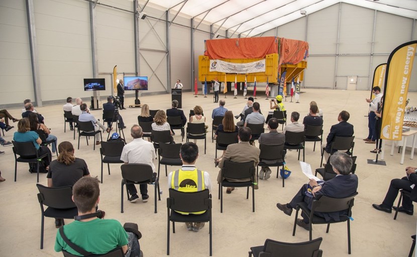 The arrival of poloidal field coil #6 (PF6) on Friday 26 June offered a symbolic opportunity to express ITER's gratitude to the local ''partners'' of the project. (Click to view larger version...)