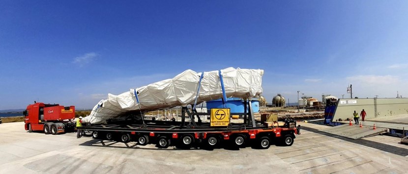 A three-trailer convoy will deliver 5 top lid segments (out of a total of 12) to the ITER site this week. (Click to view larger version...)