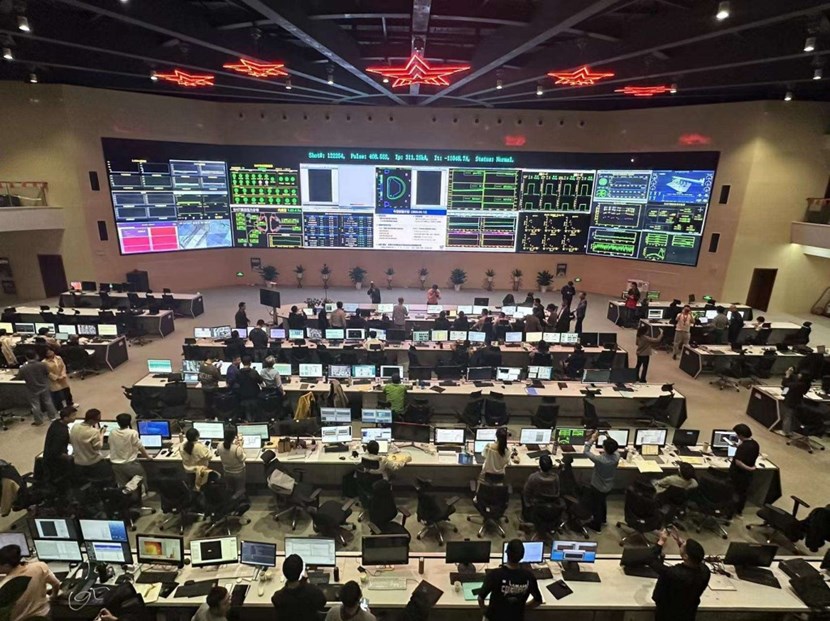 At 9 p.m. on 12 April 2023, EAST set a new record by operating for 403 seconds in steady-state, high-performance mode (H-mode). Image courtesy of the EAST team. (Click to view larger version...)