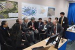 Take a break, have a chat: ITER Director-General Osamu Motojima and members of the MAC taking the discussion off-line.