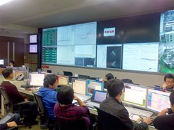 The KSTAR control room during the plasma density feedback operation. (Click to view larger version...)