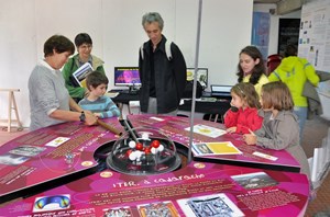 Personnel from CEA's Research Institute for Magnetic Fusion (IRFM), Agence Iter France and the ITER Organization participated in the Fête de la Science in Aix-en-Provence. (Click to view larger version...)