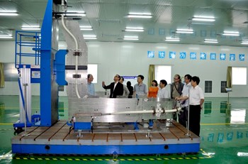 The dimension of the PF5 in-cryostat feeder is controlled by the tooling that is built into a 4 m x 6 m horizontal platform and a 5 m tall vertical extension. The position tolerance for the feeder superconducting joints located at the top end of the vertical extension is within +/- 2 mm. Photo: ASIPP (Click to view larger version...)
