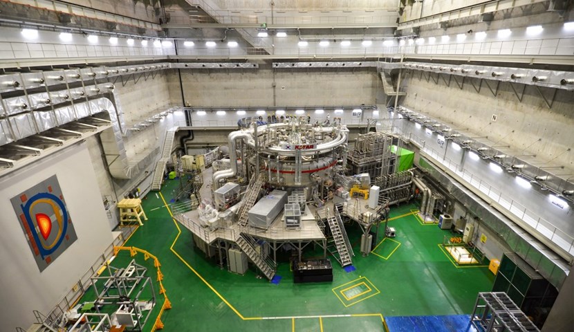 Through long-pulse operation, the Korean tokamak KSTAR is capable of contributing to the investigation of the plasma physics of ITER, and future steady-state fusion power plants. (Click to view larger version...)
