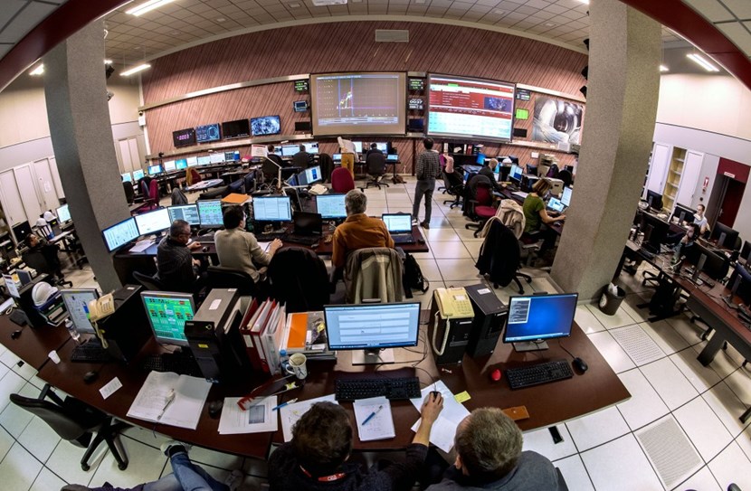 In the WEST control room at CEA-Cadarache, less than a kilometre away from the ITER construction site. The counter displays 55,799—the number of plasma shots since 1988 when, as Tore Supra, the midsize tokamak entered operation. (Click to view larger version...)