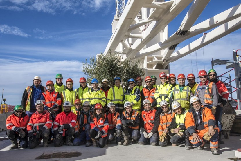 For ordinary constructions, a leafy branch is enough to symbolize the completion of civil work. For the Tokamak Building, which will host the ITER machine, something bigger and more spectacular—a full-grown olive tree—was required. The tree will be replanted on site. (Click to view larger version...)
