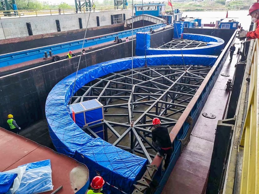 The components are on their way to Shanghai, where they will be loaded on an oceangoing vessel in June. They weigh 21 tonnes and 18 tonnes respectively and measure 16 to 19 metres in length. (Click to view larger version...)