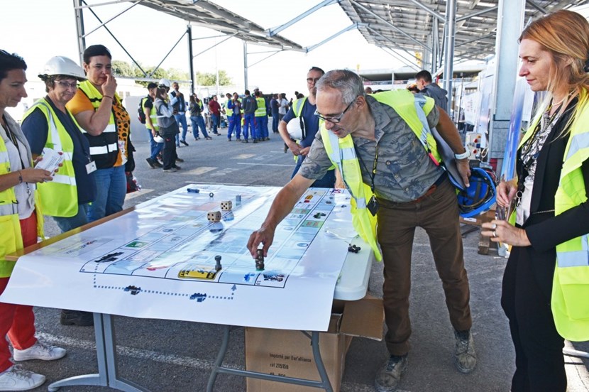 This board game tests participants' knowledge about the safety rules on the ITER worksite. (Click to view larger version...)
