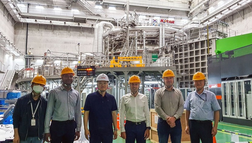 For the ITER Safety and Quality team, the mission to Korea was an opportunity to visit the KSTAR tokamak in Daejeon. From left to right: Byunghoon YOON, Chief Quality & Safety Officer (ITER Korea); Usama Abdulkader, nuclear safety inspector (ITER Organization); Si-Woo Yoon, Vice-President (Korea Institute of Fusion Energy); Gilles Perrier, Head of the ITER Safety and Quality Department (ITER Organization); Thomas Sobrier, nuclear safety inspector (ITER Organization); and Chang Ho Choi, Deputy Head (ITER Korea). (Click to view larger version...)