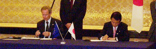On 5 February 2005 in Tokyo, Mr Taro Aso, Minister for Foreign Affairs of Japan, and Mr Hugh Richardson, the Ambassador of the Delegation of the European Commission to Japan, signed  the Agreement for the Joint Implementation of the Broader Approach Activities in the Field of Fusion Energy Research.