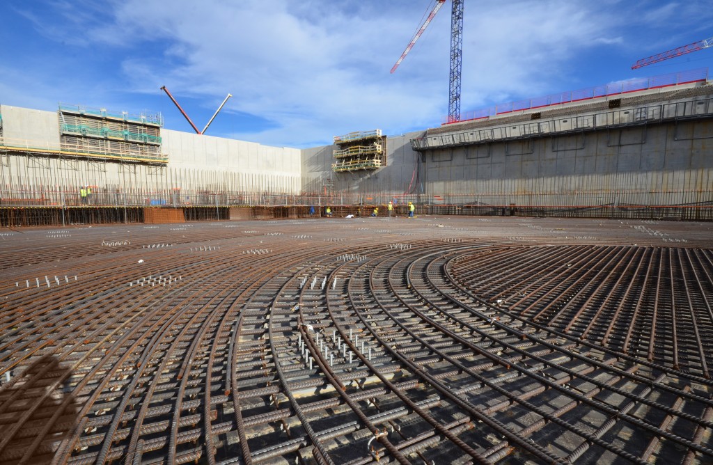 The complexity of the Tokamak Complex basemat