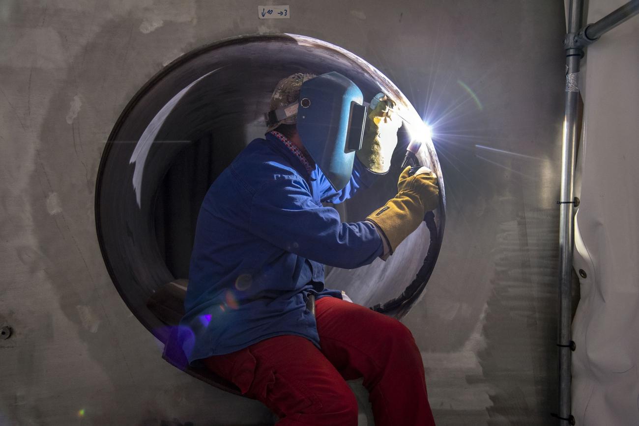 Welders_pit_preparatory_2_small.jpg