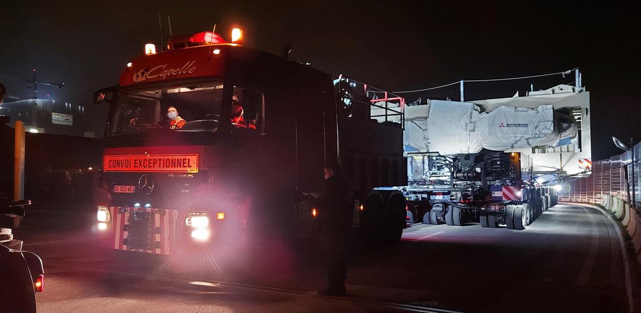 TF8_Japan_Arrival_1_small-m.jpg