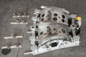 Vacuum_Vessel_Fab_Tosto_3_small.jpg