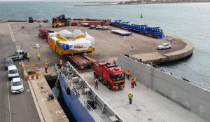 TF9_4_onto_barge.jpg