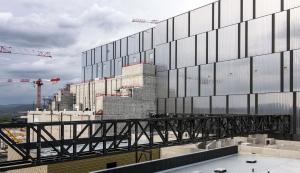 Bridge_from_Cryoplant_1_small.jpg