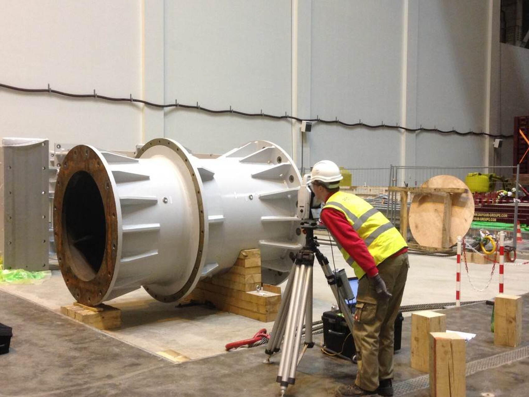 Plusieurs lasers de poursuite