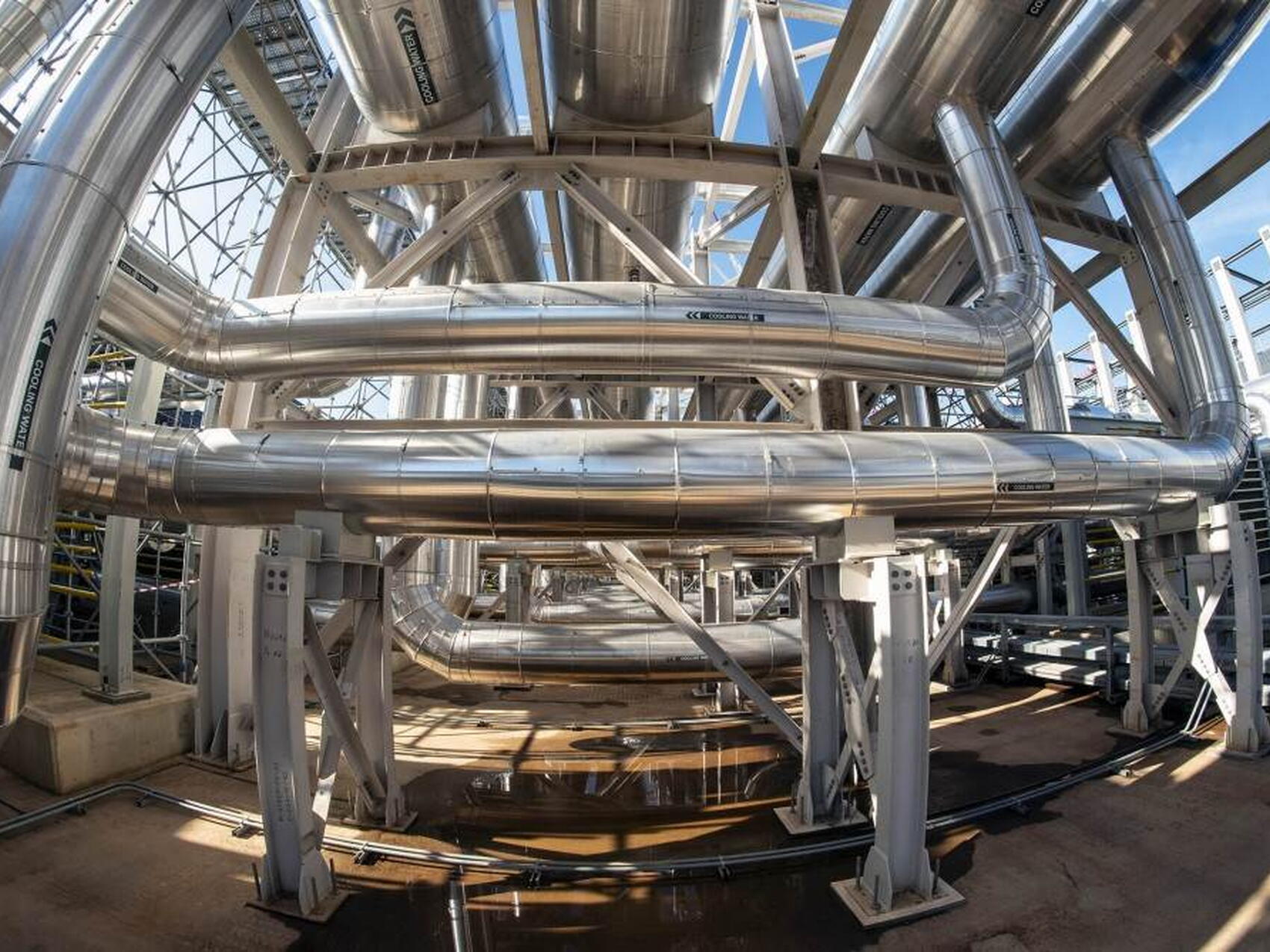 D'abord, le système de rejet thermique