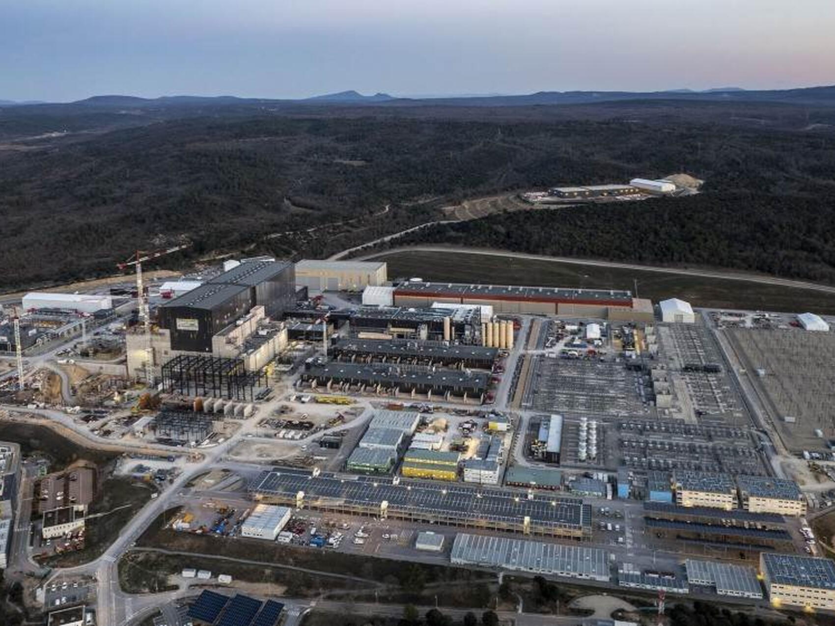 Maintenant, les finitions à l'intérieur