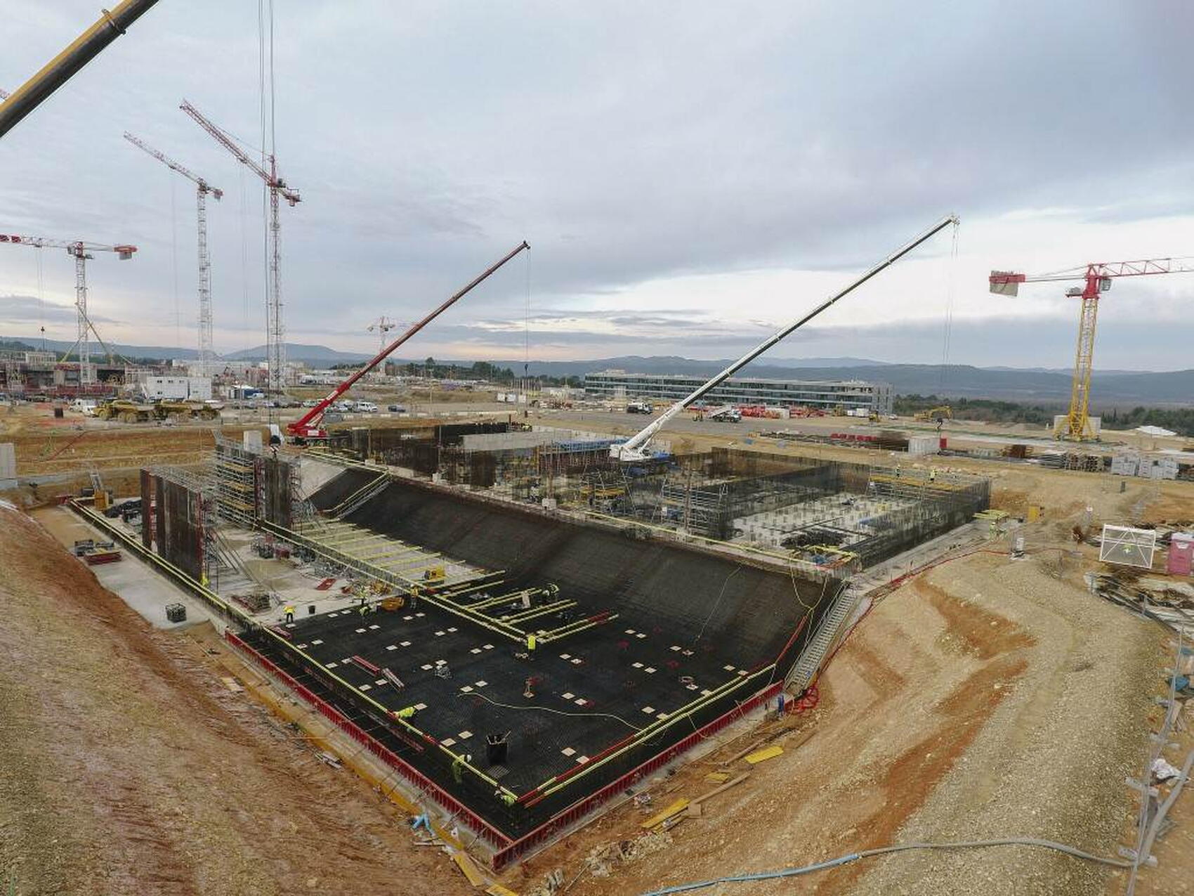 Bétonnières à l'œuvre