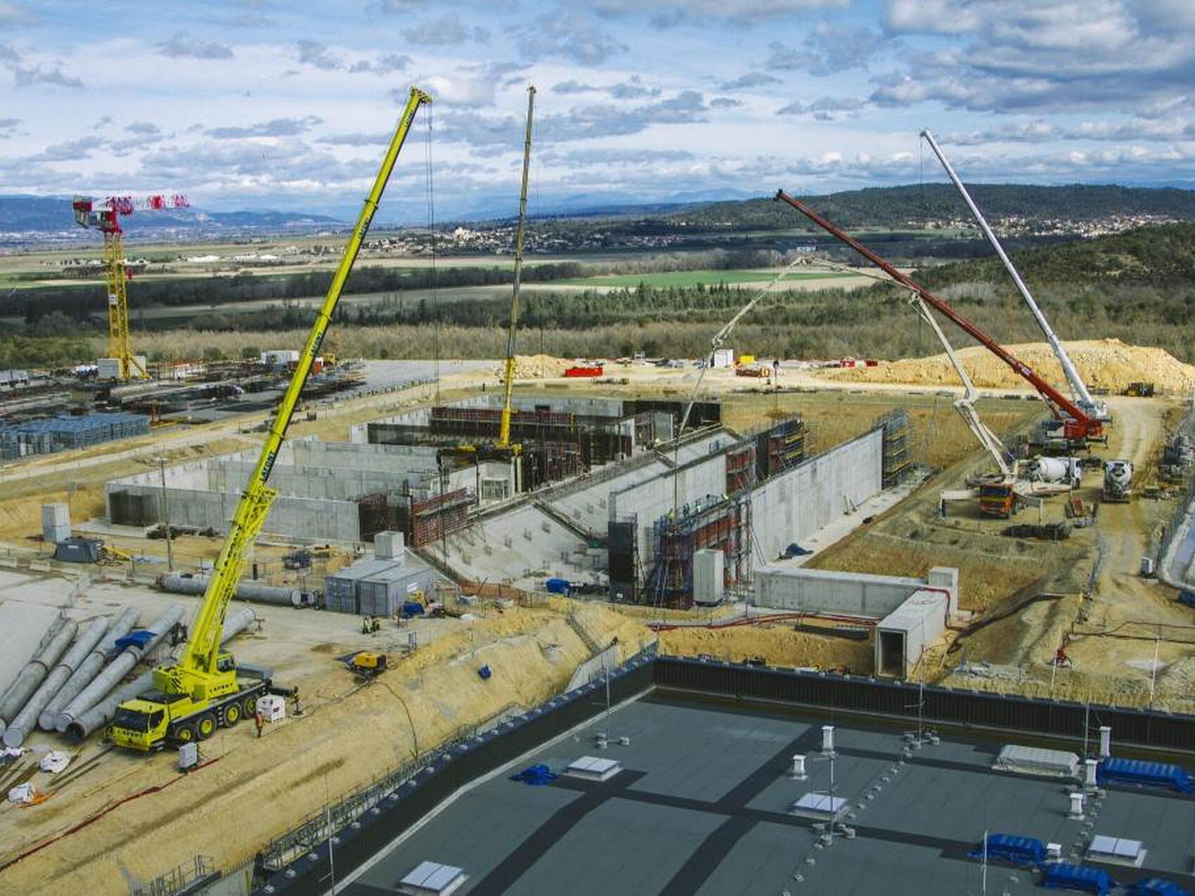 Dix grandes cellules