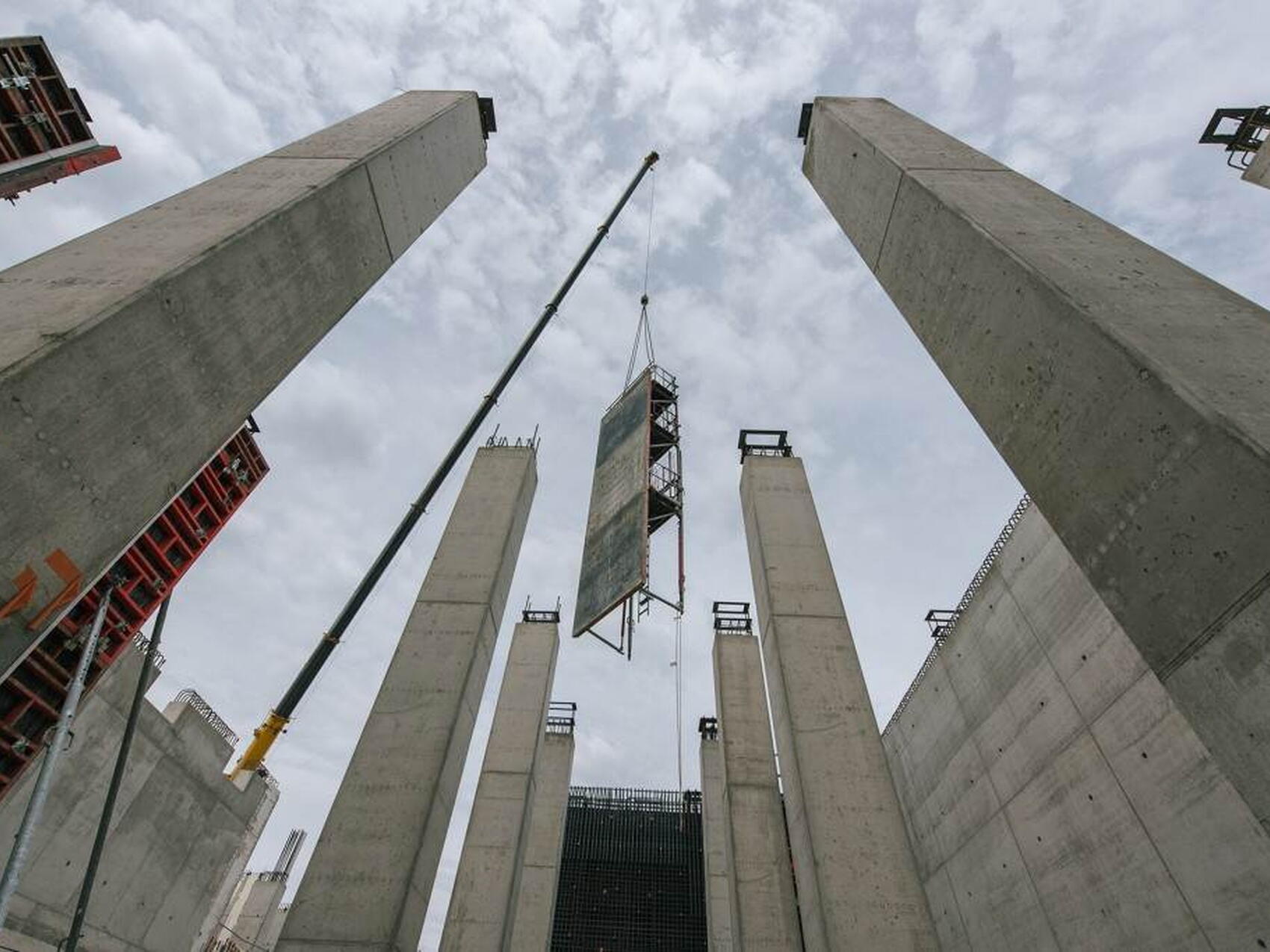 Les colonnes des bassins chaud/froid