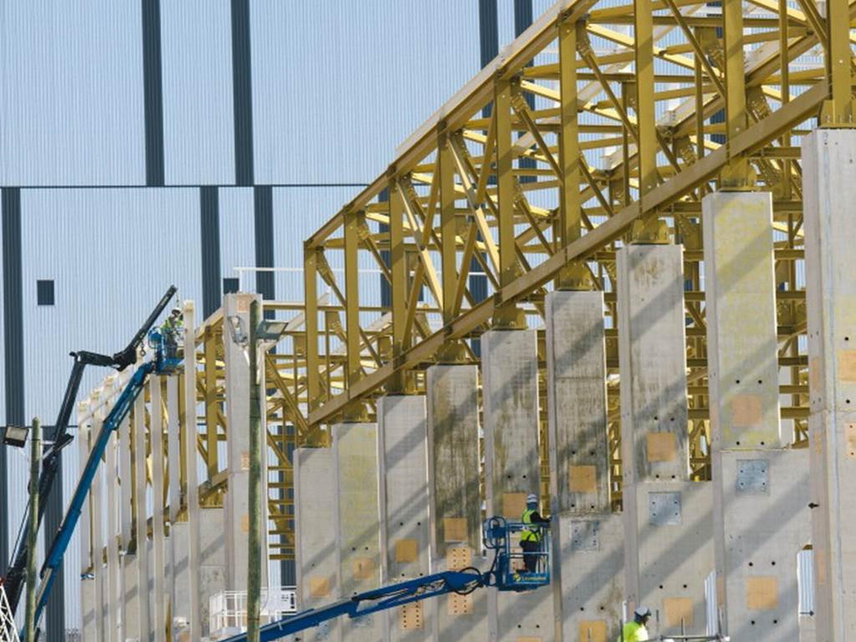 Progrès en mars sur la structure de l'usine de cryogénie