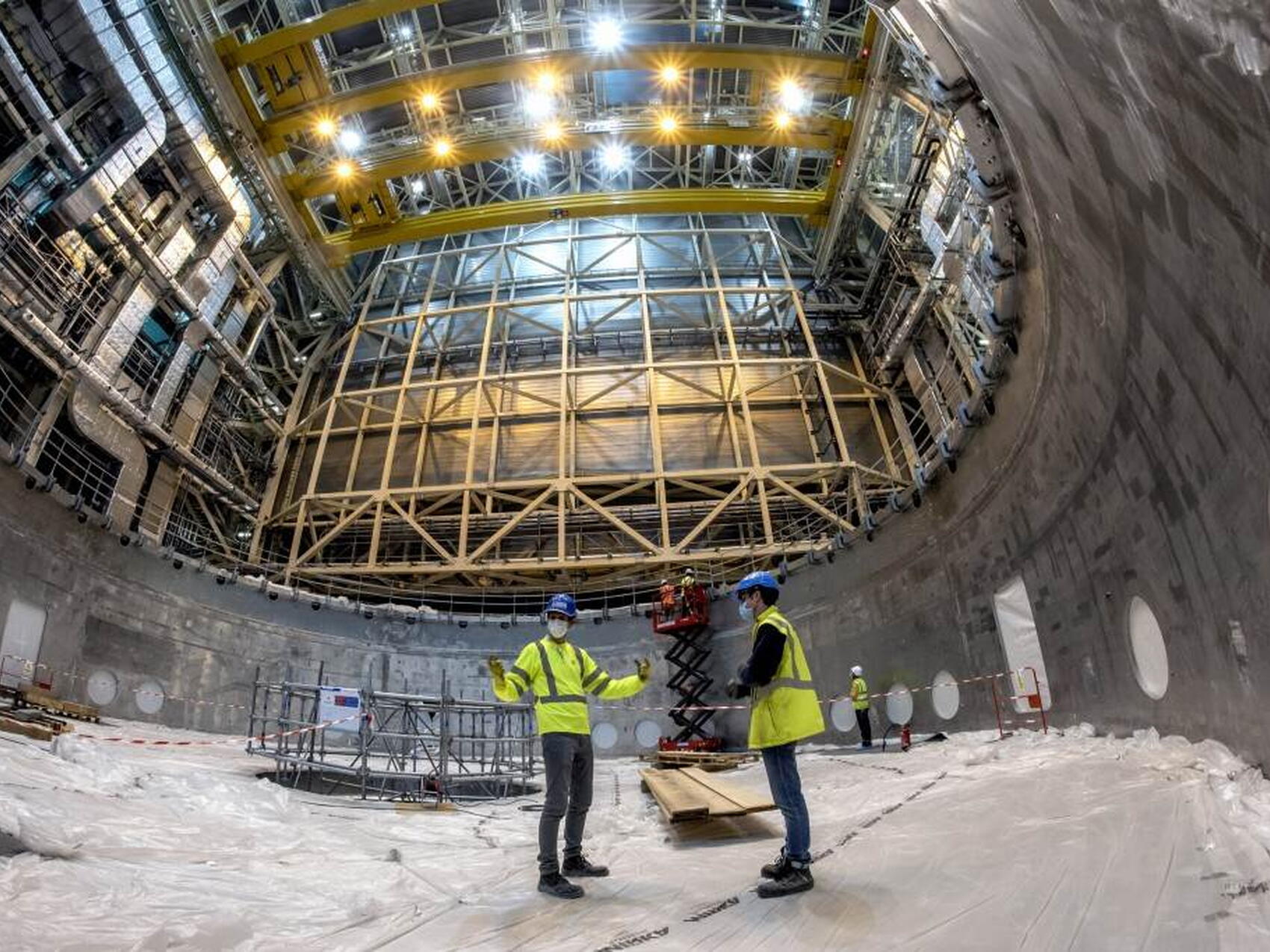 Preparing the base for lifting