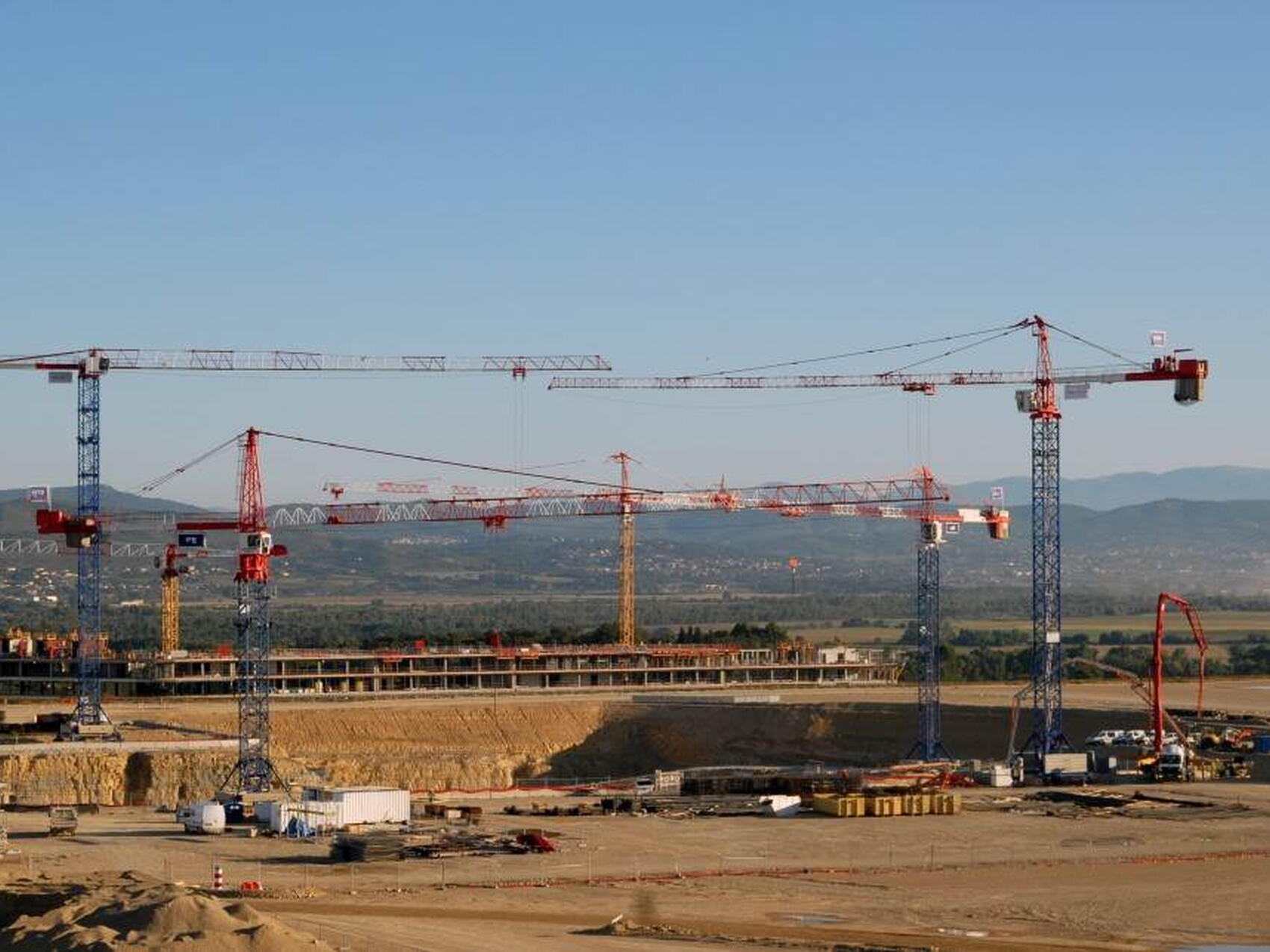 Le siège d'ITER est désormais visible depuis la plateforme