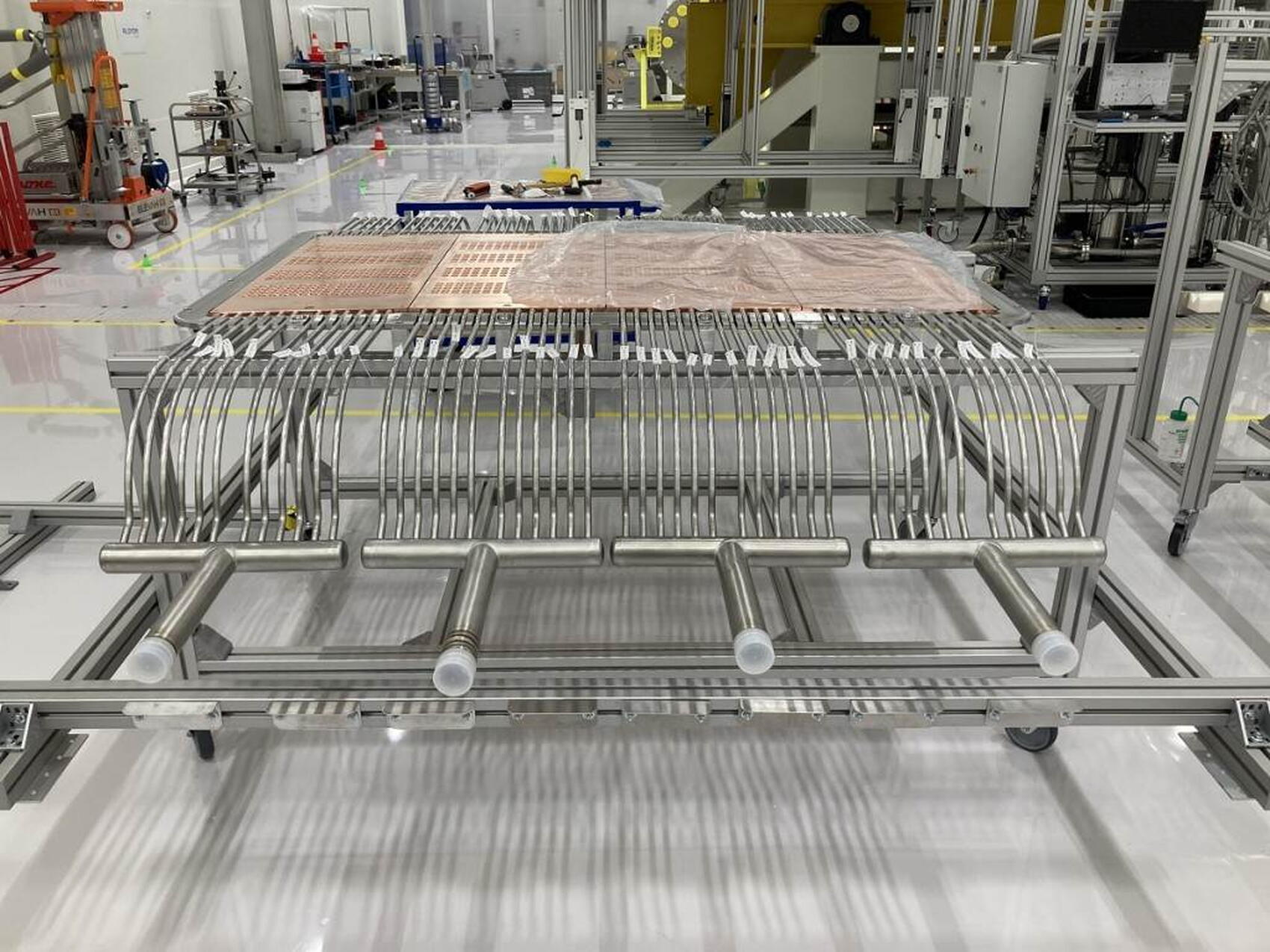 In the clean room at ALSYMEX