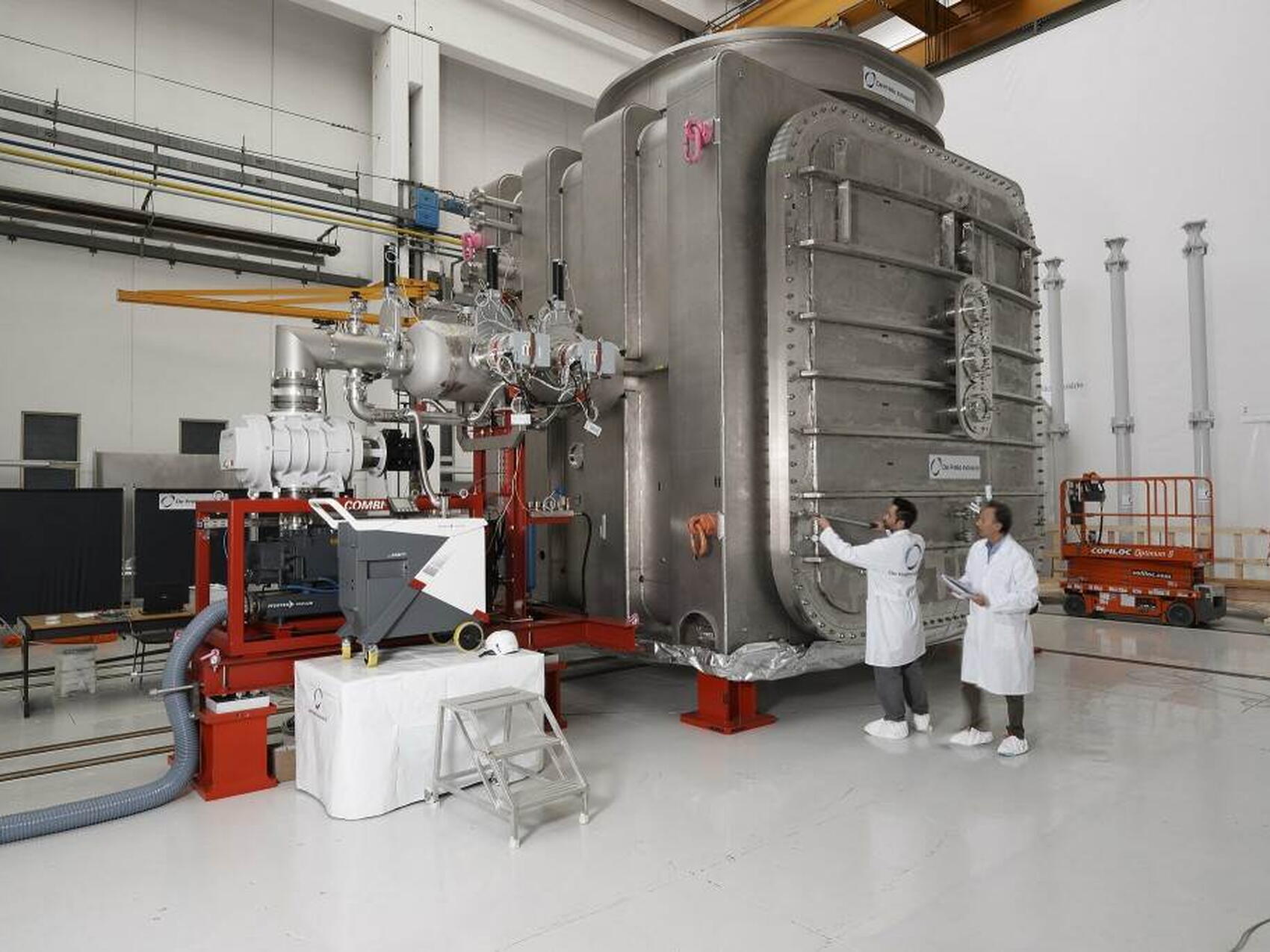 Leak-tight vessel for MITICA