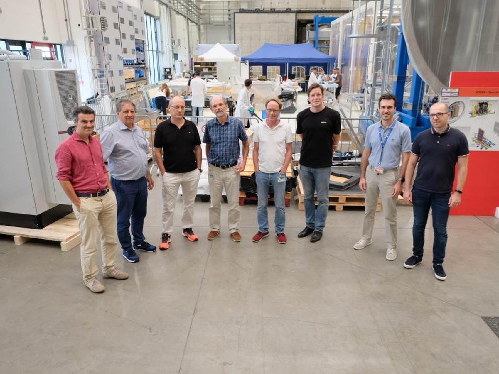 A team from IPP (Germany) visits the facility