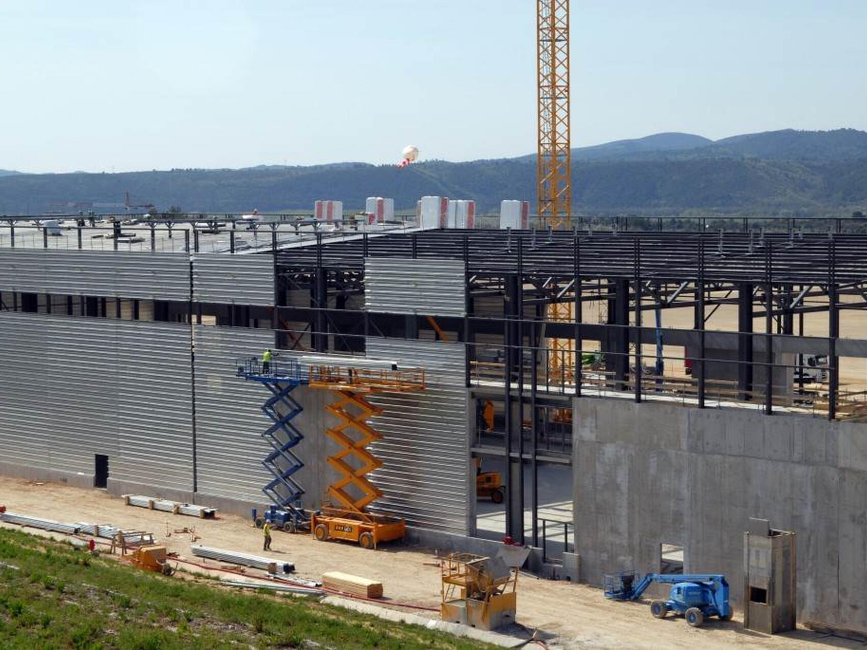 Le bardage vient de commencer