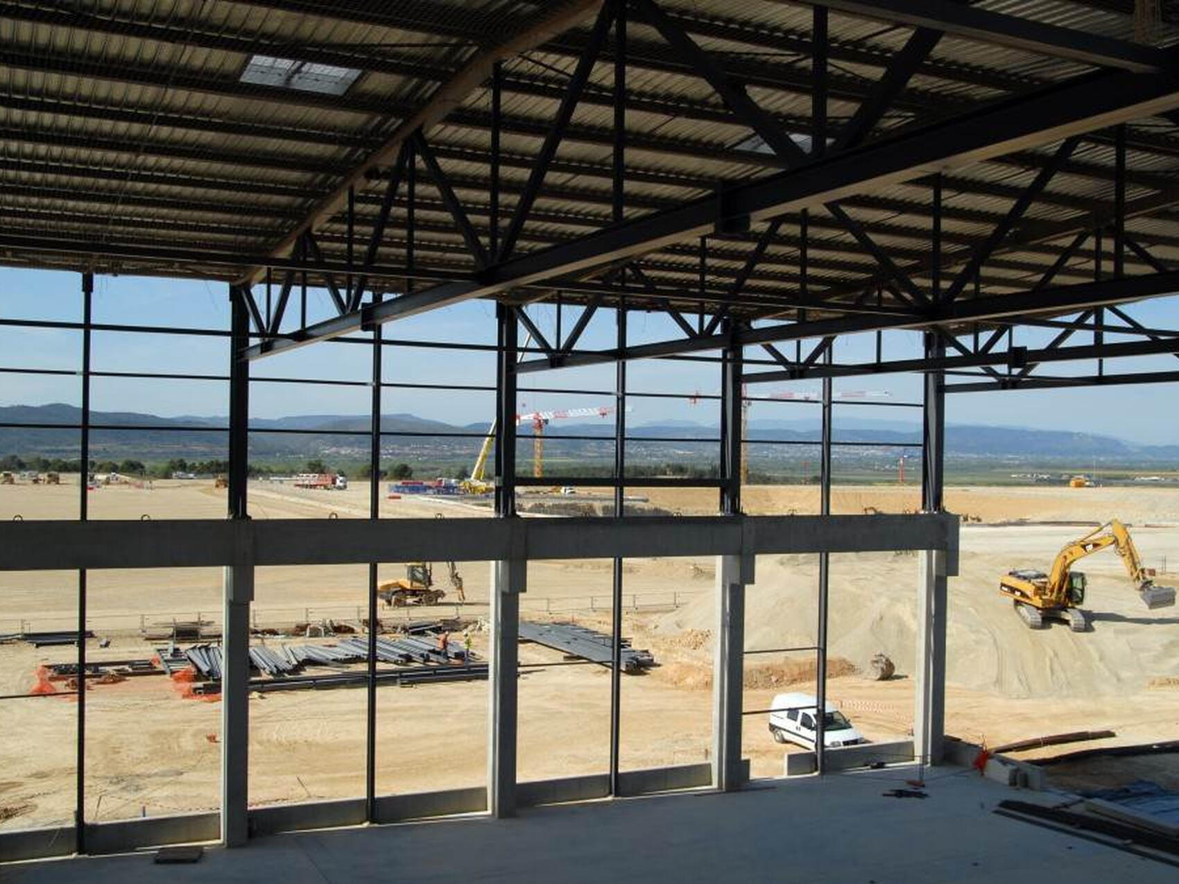 Le bétonnage se termine au mois d'avril