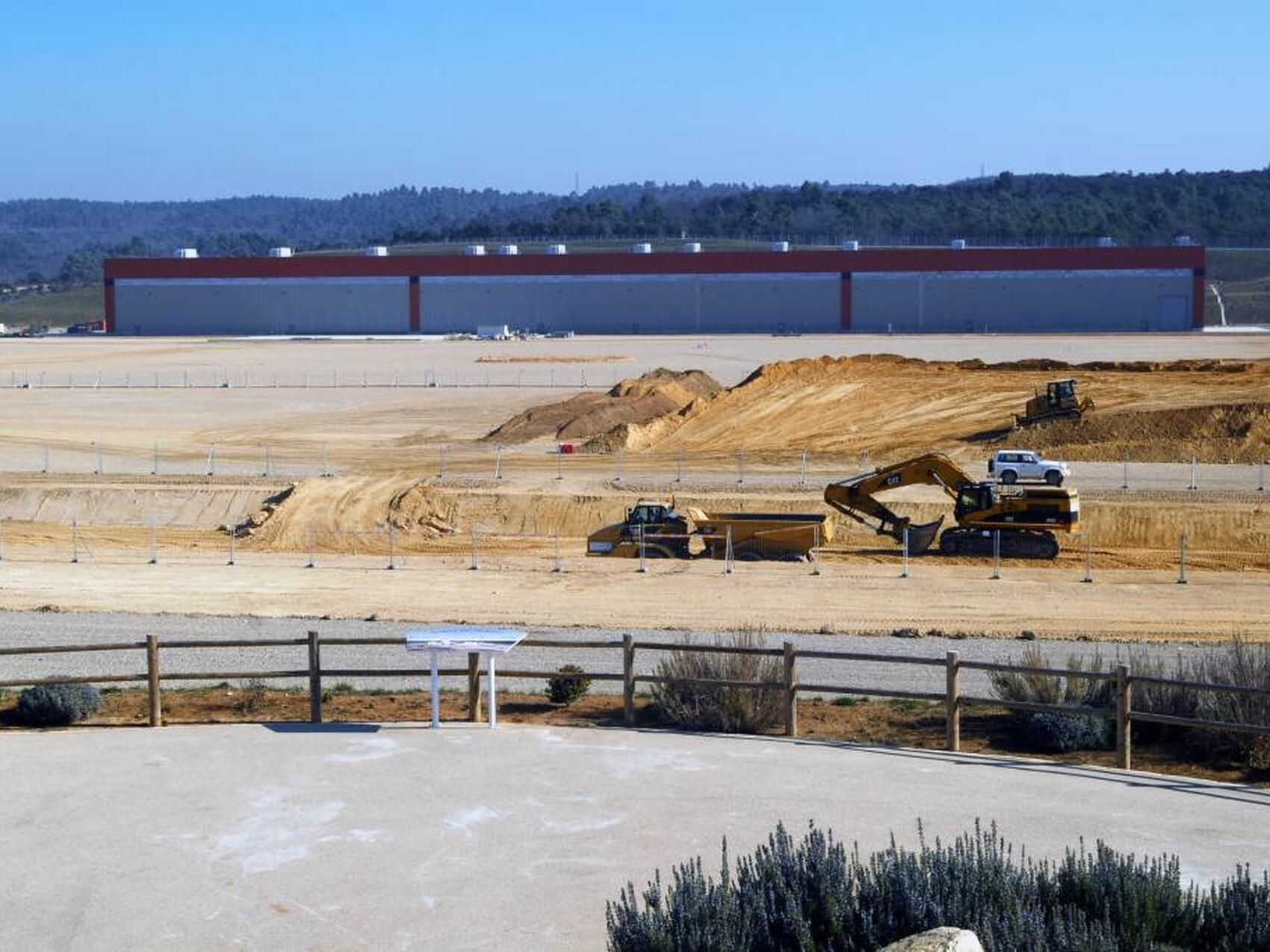 Pour l'instant, c'est calme