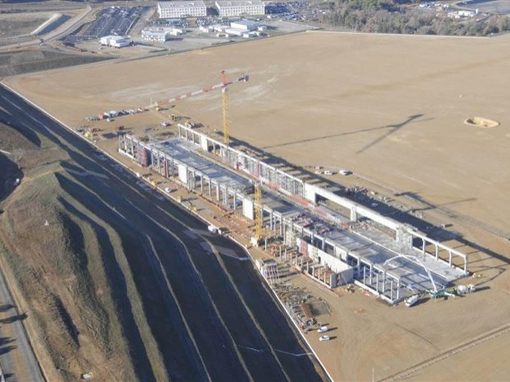 Colonnes et poutres sont en place