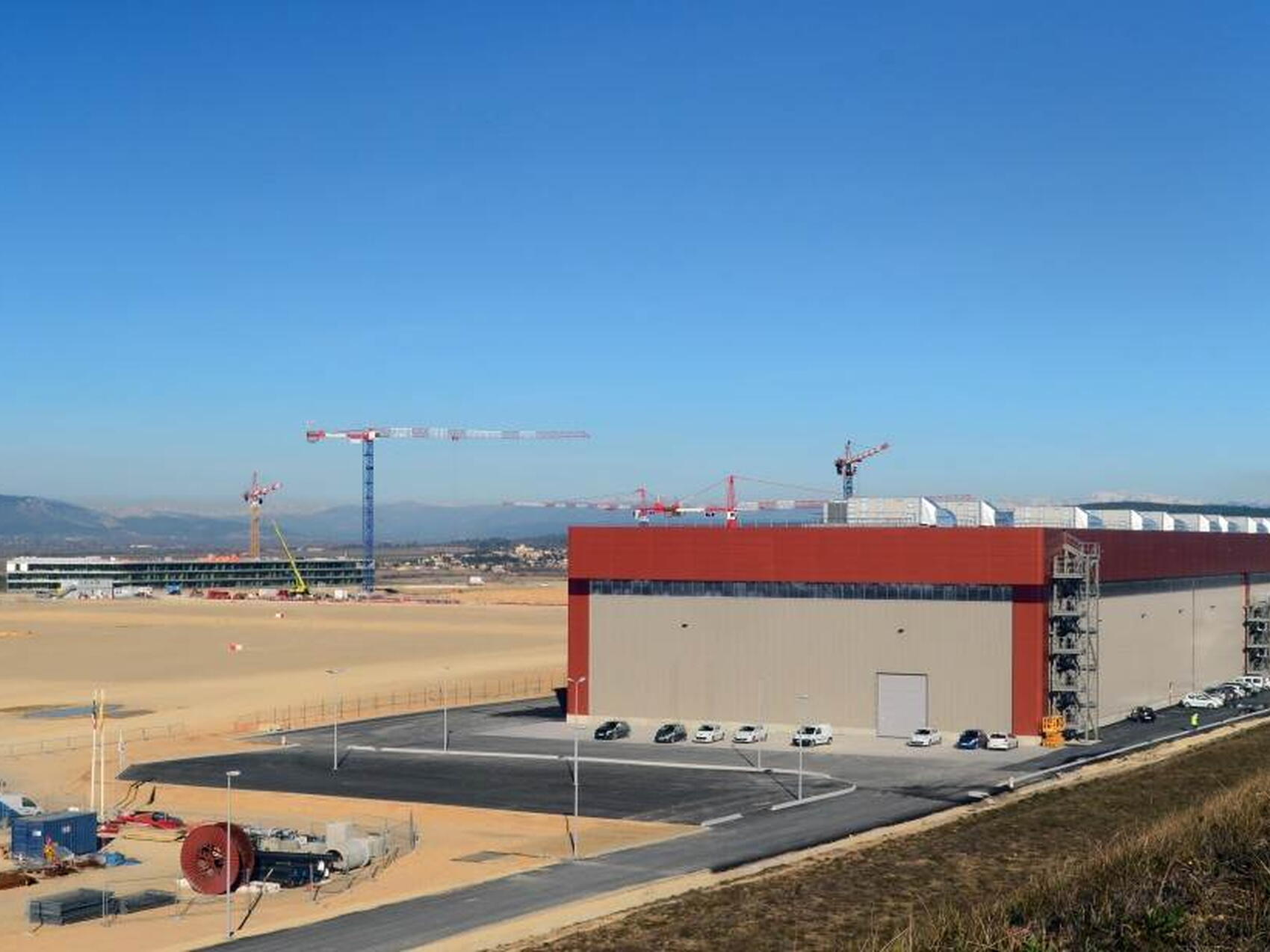 Les abords sont parachevés