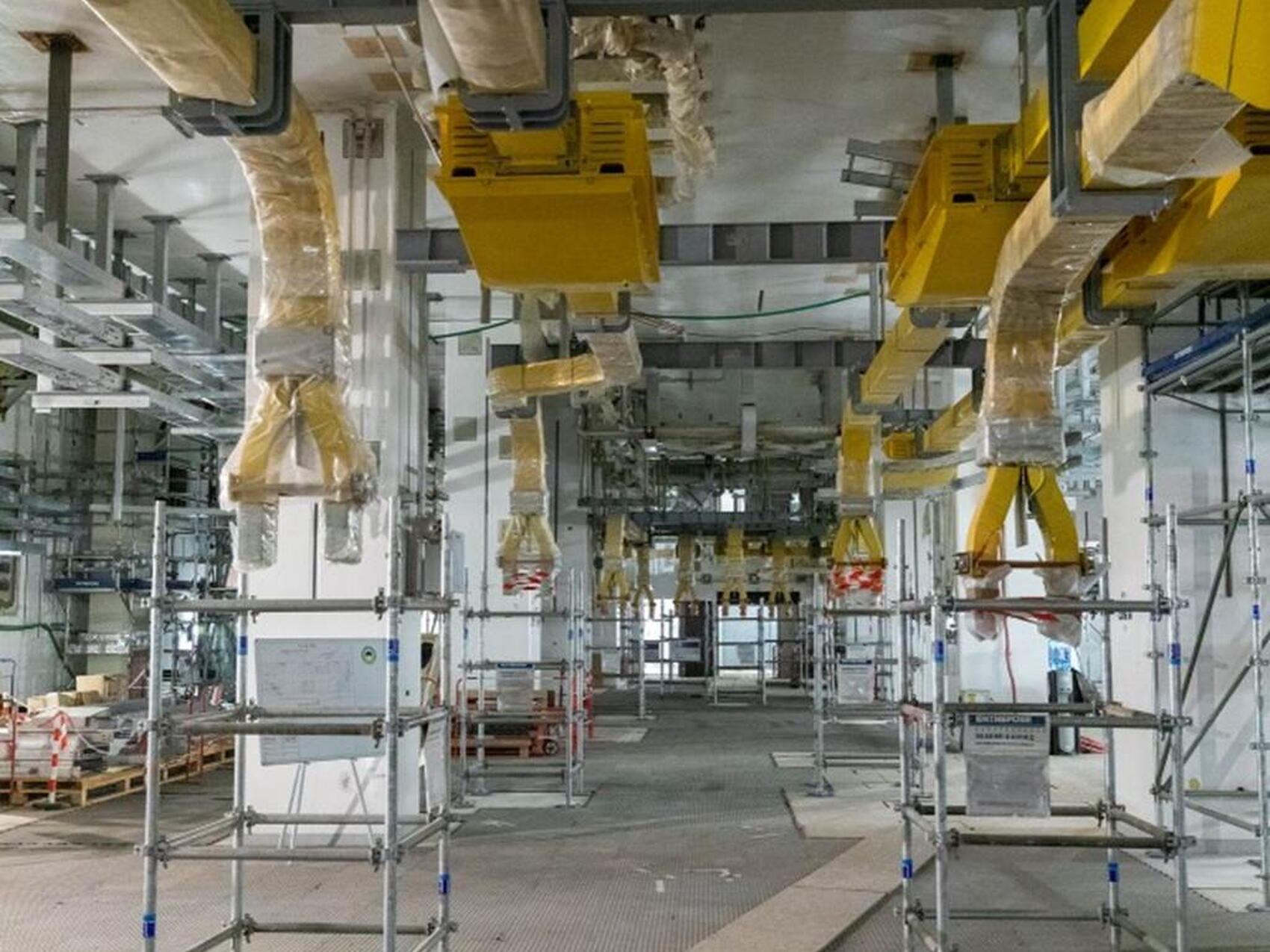 Activités d'installation dans le Complexe tokamak