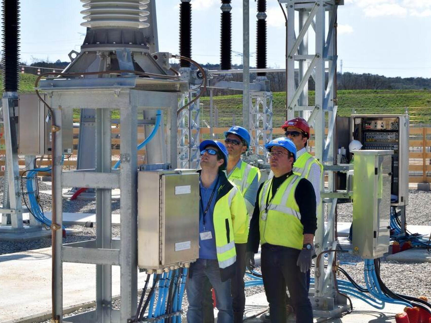 When a transformer purrs