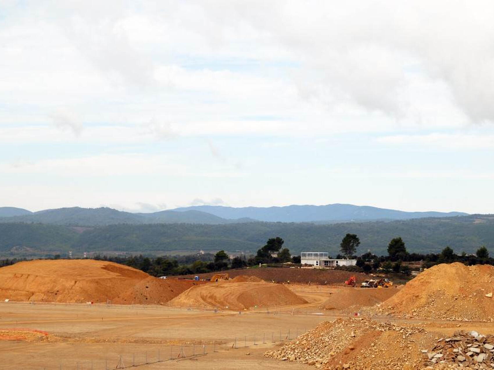 Contractors area must be ready for March 2013